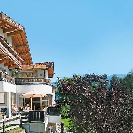 Residenz Am Berg Apartment Йохберг Екстериор снимка