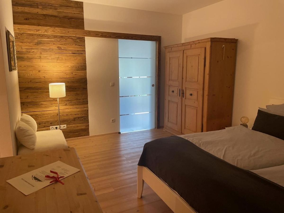 Residenz Am Berg Apartment Йохберг Екстериор снимка
